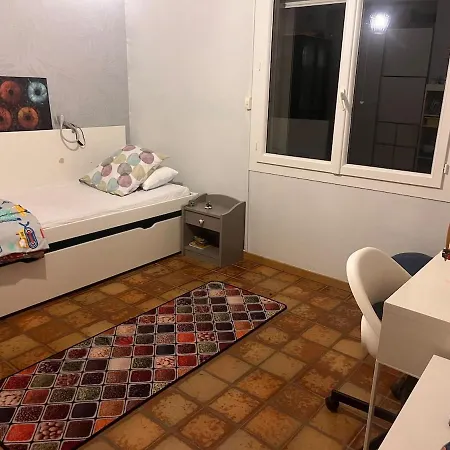 With Forest, Pool, Air Conditioning And Large Garden * Saint-Georges-dʼOrques