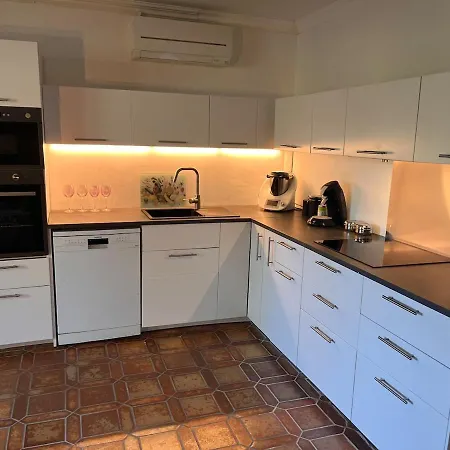 With Forest, Pool, Air Conditioning And Large Garden Villa Saint-Georges-dʼOrques