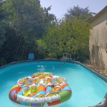 With Forest, Pool, Air Conditioning And Large Garden Saint-Georges-dʼOrques